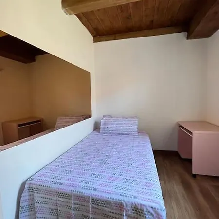 Casa Fiordaliso, Mare קאטוליקה