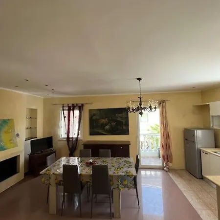 Casa Fiordaliso, Mare * קאטוליקה